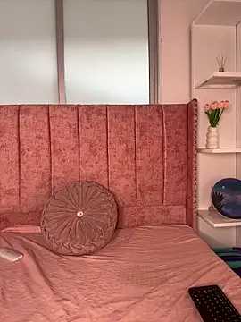 Snapshot of salomecute21 chatting on 02/06/26, 11:35 salomecute21 online show from 02/06/26, 11:35