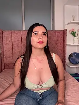 Snapshot of salomecute21 chatting on 02/17/26, 11:07 salomecute21 online show from 02/17/26, 11:07