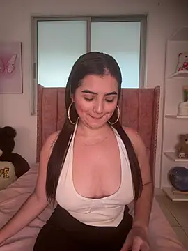 salomecute21 online show from 05/07/26, 11:15