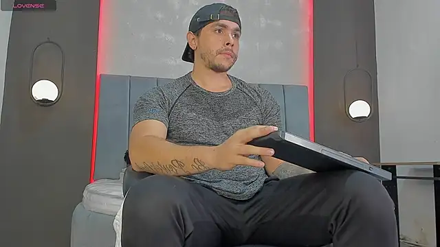 Liam walk  online show from 03/11/26, 07:20