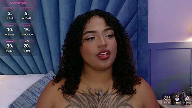 Cristal-Jonnes online show from 11/13/25, 03:38