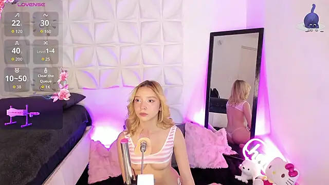 JuliethMoss online show from 09/15/25, 08:31