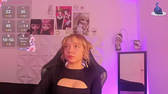 JuliethMoss online show from 11/05/25, 08:09