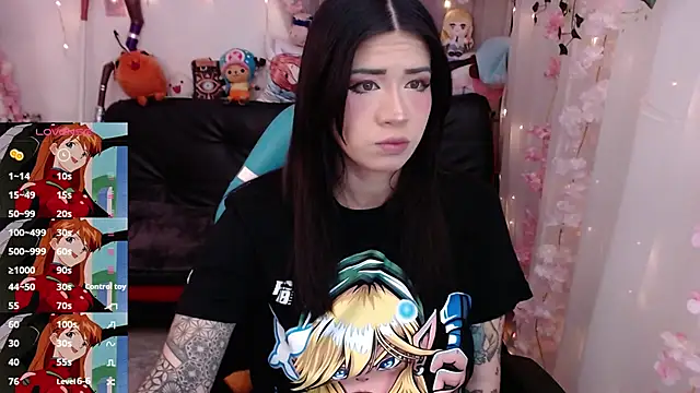 jadedelux  online show from 10/08/25, 06:38