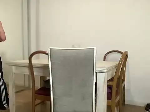 lat20arxh online show from 04/06/26, 03:37