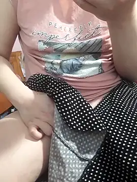 Snapshot of tthan12 chatting on 03/31/26, 02:35 tthan12 online show from 03/31/26, 02:35