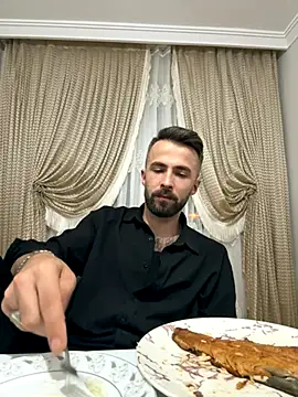 S-kt-et online show from 10/02/25, 09:44