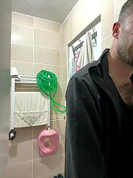 S-kt-et online show from 10/13/25, 04:12