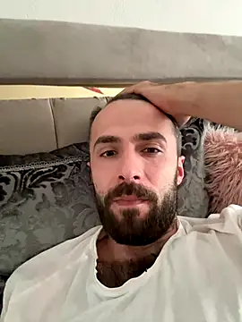 S-kt-et online show from 10/19/25, 11:11