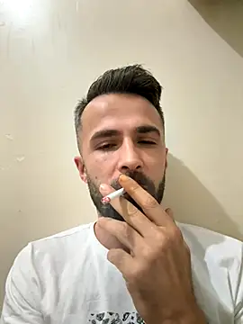 S-kt-et online show from 10/23/25, 09:24