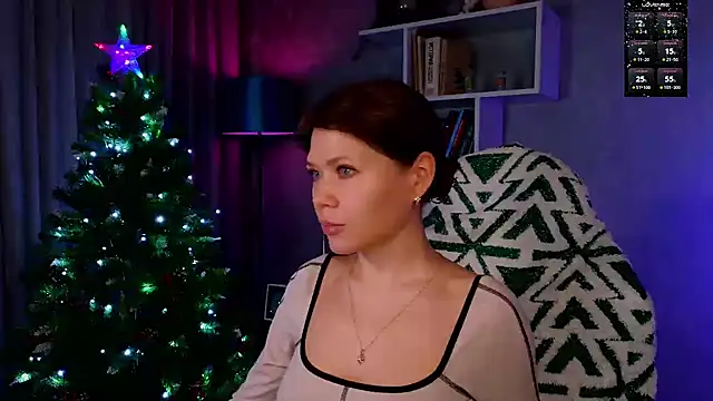 Snapshot of MyLittleGali chatting on 12/28/24, 05:44 MyLittleGali online show from 12/28/24, 05:44