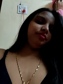 Maahhii 2 online show from 09/27/25, 03:50