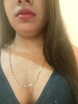 Maahhii 2 online show from 11/14/25, 07:23