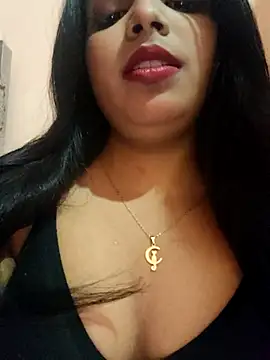 Snapshot of Maahhii_2 chatting on 01/17/26, 07:39 Maahhii 2 online show from 01/17/26, 07:39