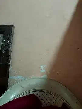 Snapshot of Maahhii_2 chatting on 01/18/26, 12:20 Maahhii 2 online show from 01/18/26, 12:20