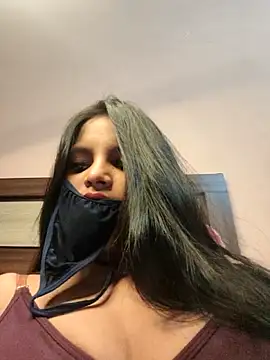 Maahhii 2 online show from 05/22/26, 11:54