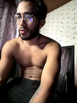 TU-MORENOO online show from 09/17/25, 09:16