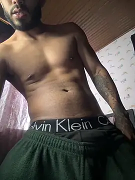 TU-MORENOO online show from 09/18/25, 05:15