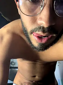 TU-MORENOO online show from 09/28/25, 09:09