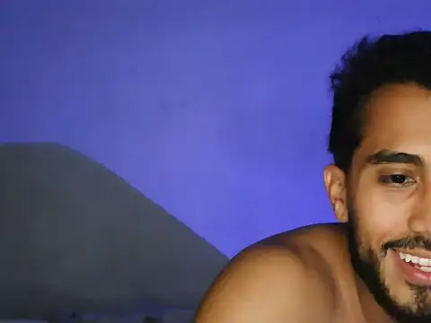 TU-MORENOO online show from 12/05/25, 06:11