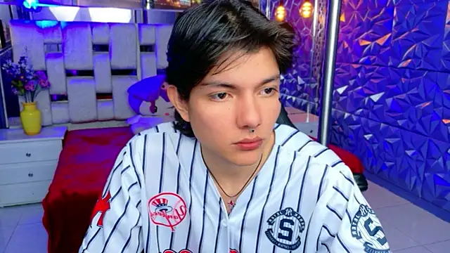 alandelrey57 online show from 03/28/26, 07:13