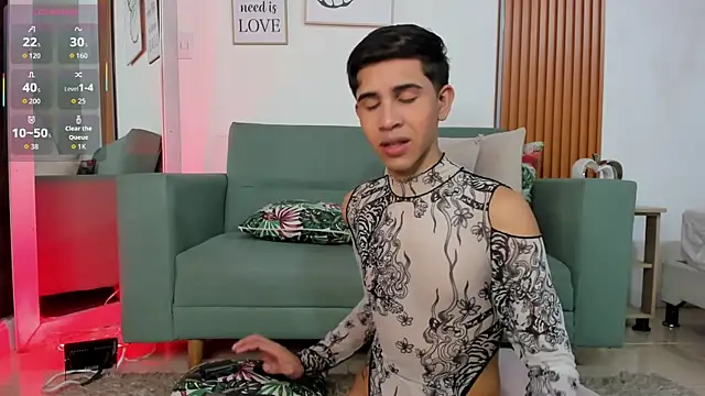 Snapshot of JoshuaSanzz chatting on 10/10/25, 03:38 JoshuaSanzz online show from 10/10/25, 03:38