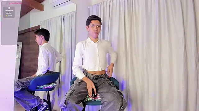 JoshuaSanzz online show from 10/17/25, 03:31