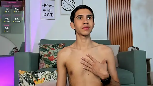 Snapshot of JoshuaSanzz chatting on 12/19/25, 02:07 JoshuaSanzz online show from 12/19/25, 02:07