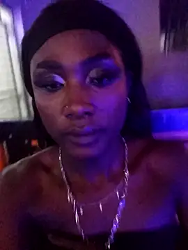 Lsnickykhanyile online show from 12/05/25, 01:03