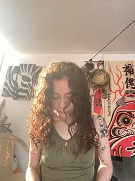 Snapshot of RavennMoonn chatting on 10/28/25, 12:41 RavennMoonn online show from 10/28/25, 12:41