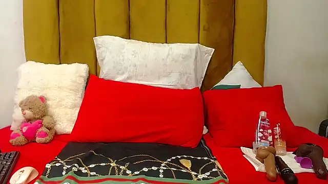 RoundaAssx22 online show from 02/20/26, 08:53