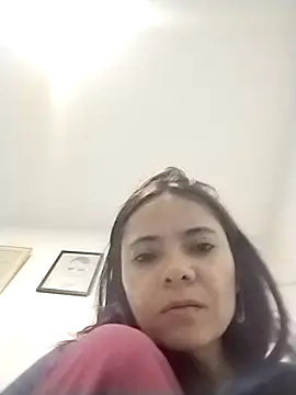 Snapshot of Cami_Konor chatting on 10/20/25, 03:40 Cami Konor online show from 10/20/25, 03:40