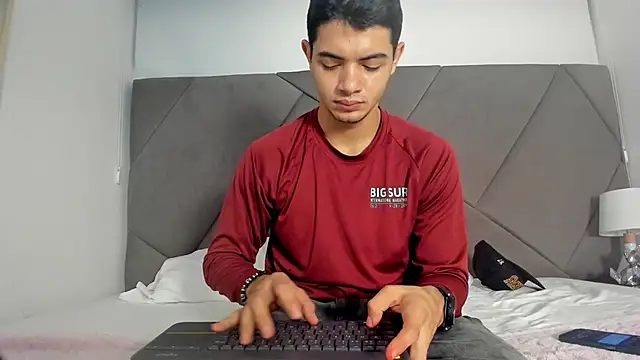 andrew colleman online show from 10/07/25, 03:36