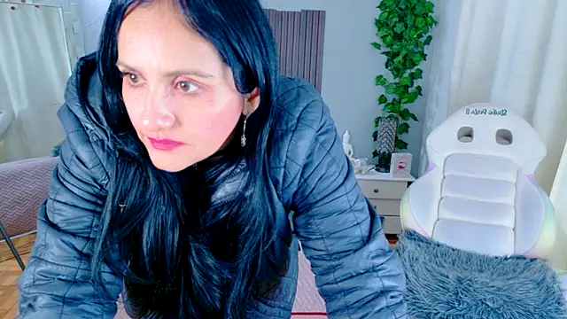 kataleya 29 online show from 11/11/25, 04:07