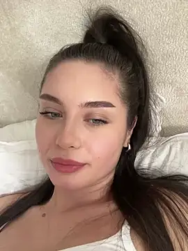 Snapshot of Ashley-Evans chatting on 02/26/25, 10:36 Ashley-Evans online show from 02/26/25, 10:36