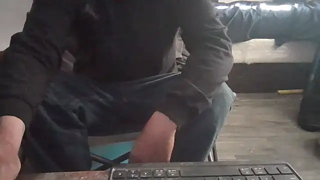 Snapshot of soupy_pleasure chatting on 09/11/25, 11:49 soupy pleasure online show from 09/11/25, 11:49