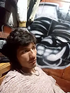 Snapshot of alexandercruz chatting on 01/13/26, 07:24 alexandercruz online show from 01/13/26, 07:24