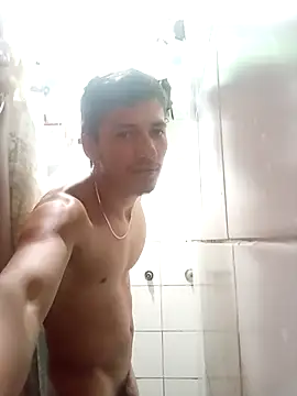 Snapshot of alexandercruz chatting on 03/01/26, 12:12 alexandercruz online show from 03/01/26, 12:12