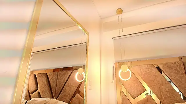 zarah andrew   online show from 11/27/25, 11:56