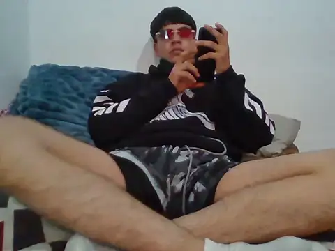 Barrx0018 online show from 12/18/25, 04:13