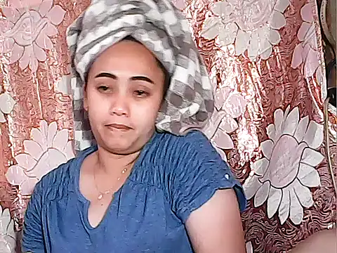 Pinay Chubby20 online show from 09/17/25, 12:56