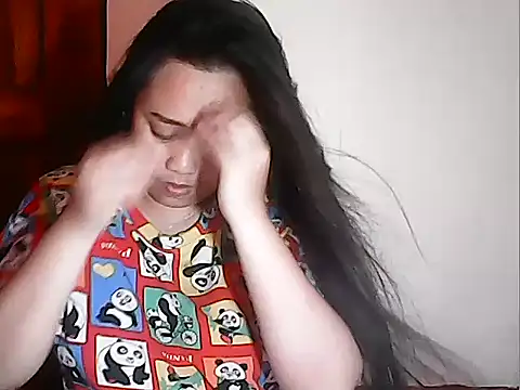 Snapshot of Pinay_Chubby20 chatting on 04/25/26, 10:07 Pinay Chubby20 online show from 04/25/26, 10:07