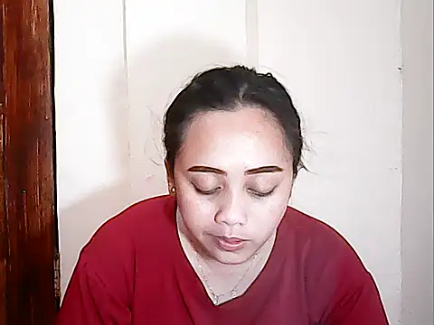 Snapshot of Pinay_Chubby20 chatting on 04/26/26, 10:13 Pinay Chubby20 online show from 04/26/26, 10:13