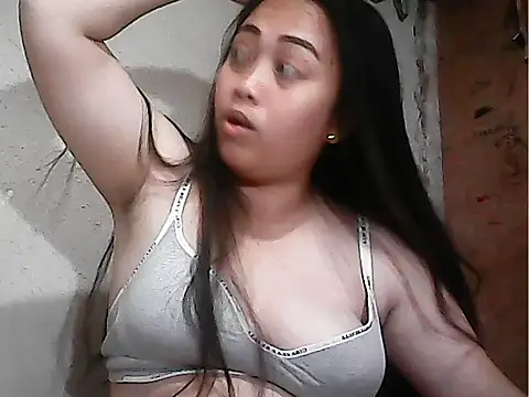 Snapshot of Pinay_Chubby20 chatting on 05/18/26, 09:53 Pinay Chubby20 online show from 05/18/26, 09:53