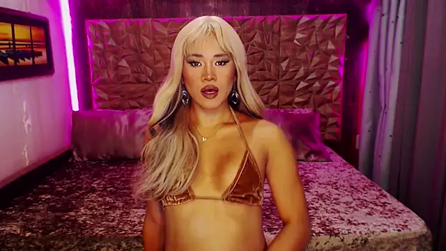 YllanaAltheaXxX online show from 11/18/25, 06:18