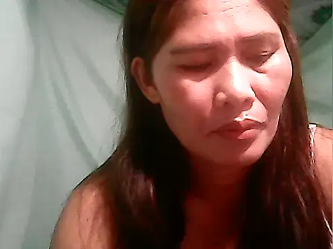 Snapshot of Juicy_69xx chatting on 09/10/25, 06:08 Juicy 69xx online show from 09/10/25, 06:08