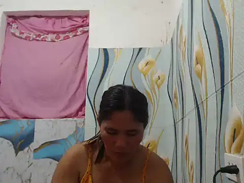Snapshot of Juicy_69xx chatting on 07/13/26, 11:57 Juicy 69xx online show from 07/13/26, 11:57