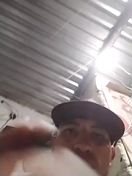 Snapshot of Narckse chatting on 04/16/26, 11:33 Narckse online show from 04/16/26, 11:33