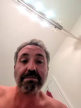 cloudymatt online show from 10/12/25, 11:42