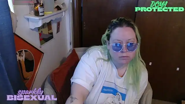 sparklybisexual online show from 03/08/26, 09:40